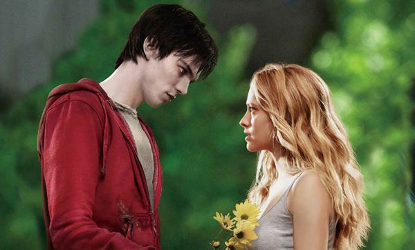 (C)2013 Summit Entertainment, LLC. All Rights Reserved