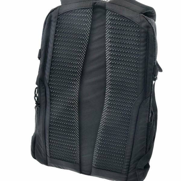 Columbia」ディズニーデザインのバッグが登場！ 機能性重視で