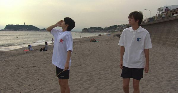 (C)2002「ピンポン」製作委員会