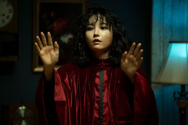 (C)綾辻行人／講談社　(C)HJホールディングス・NTV