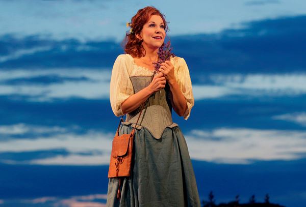 (C)Santa Fe Opera photo:Ken Howard