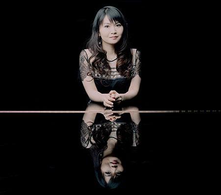 萩原麻未　(C)Marco Borggreve