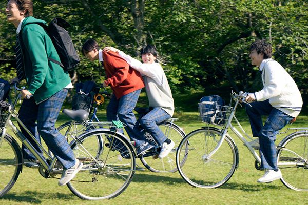 (C)2025 映画「僕らは人生で一回だけ魔法が使える」製作委員会