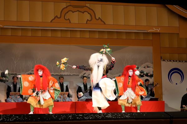 刀剣乱舞 　とうらぶ　東鑑雪魔縁　舞競花刀剣男士　膝丸　尾上右近　直筆サイン 歌舞伎『刀剣乱舞 東鑑雪魔縁』 | チケットぴあ[チケット購入・予約]