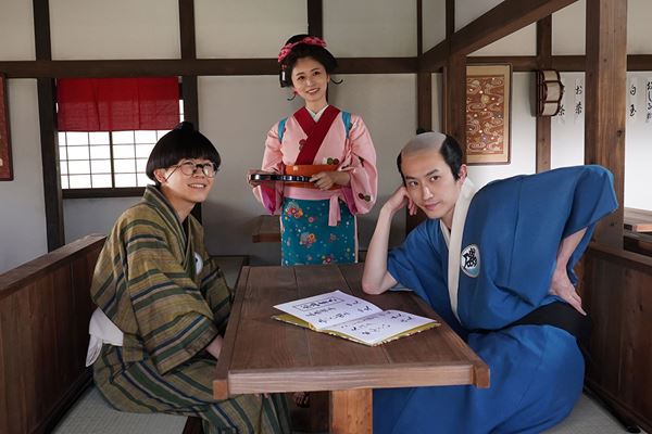 【おまけ付き】＊新品未開封 杉野遥亮主演 磯部磯兵衛物語 DVD（生写真付き） 杉野遥亮主演『磯部磯兵衛物語』に鈴木福、長濱ねる、津田寛治