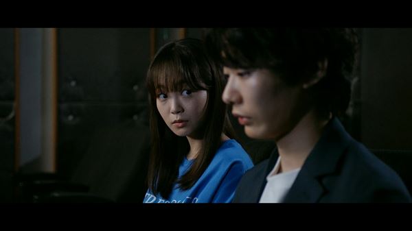 (C)「かかってこいよ世界」製作委員会(TOKYO CALLING／ライツキューブ) 