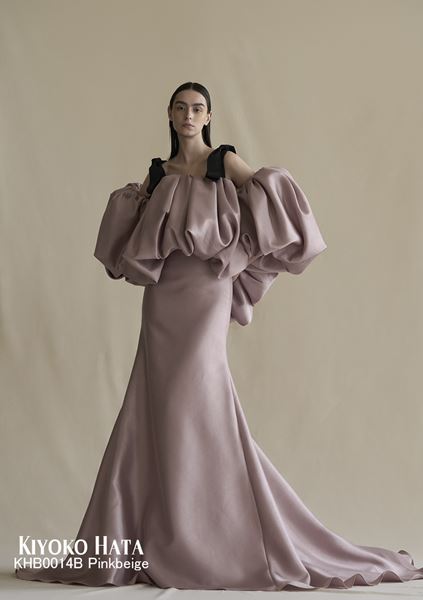 2025新作】「KIYOKO HATA」の最新ウェディングドレス大人可愛い花嫁に