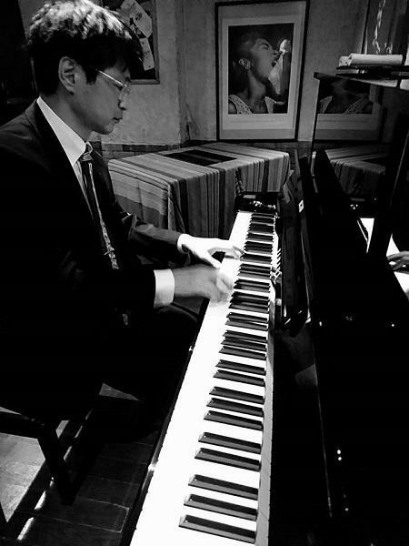 倉田典明 (ピアノ)