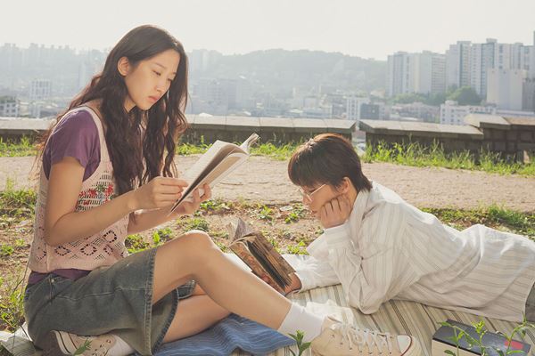 (C)2025 KC VENTURES CO., LTD AND K WAVE MEDIA LTD ALL RIGHTS RESERVED.