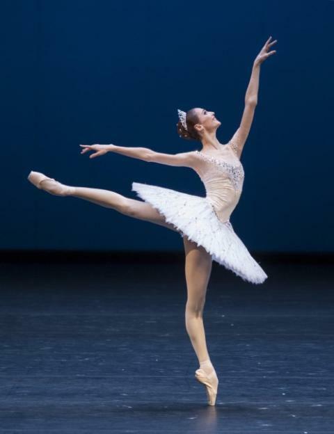Svetlana Zakharova (C)photo by E.Fetisova
