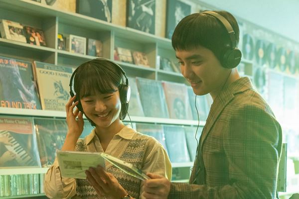 (C)2025 SOLAIRE PARTNERS LLC & HIVE MEDIA CORP ALL RIGHTS RESERVED