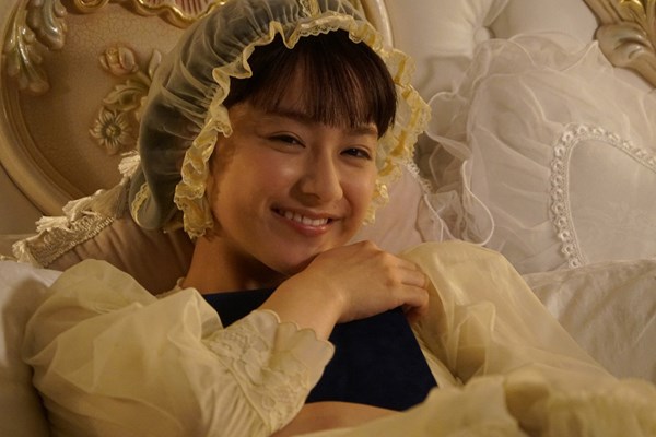 (C)2017 「みせコド」製作委員会　(C)2012 水波風南／小学館