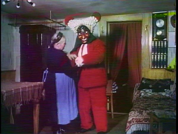 (C)公益財団法人下中記念財団