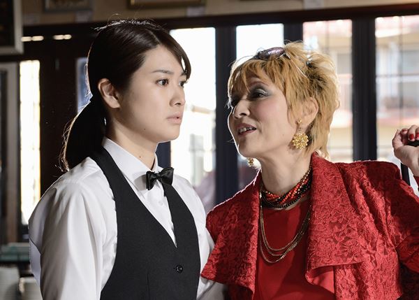 (C)2019「殺人鬼を飼う女」製作委員会