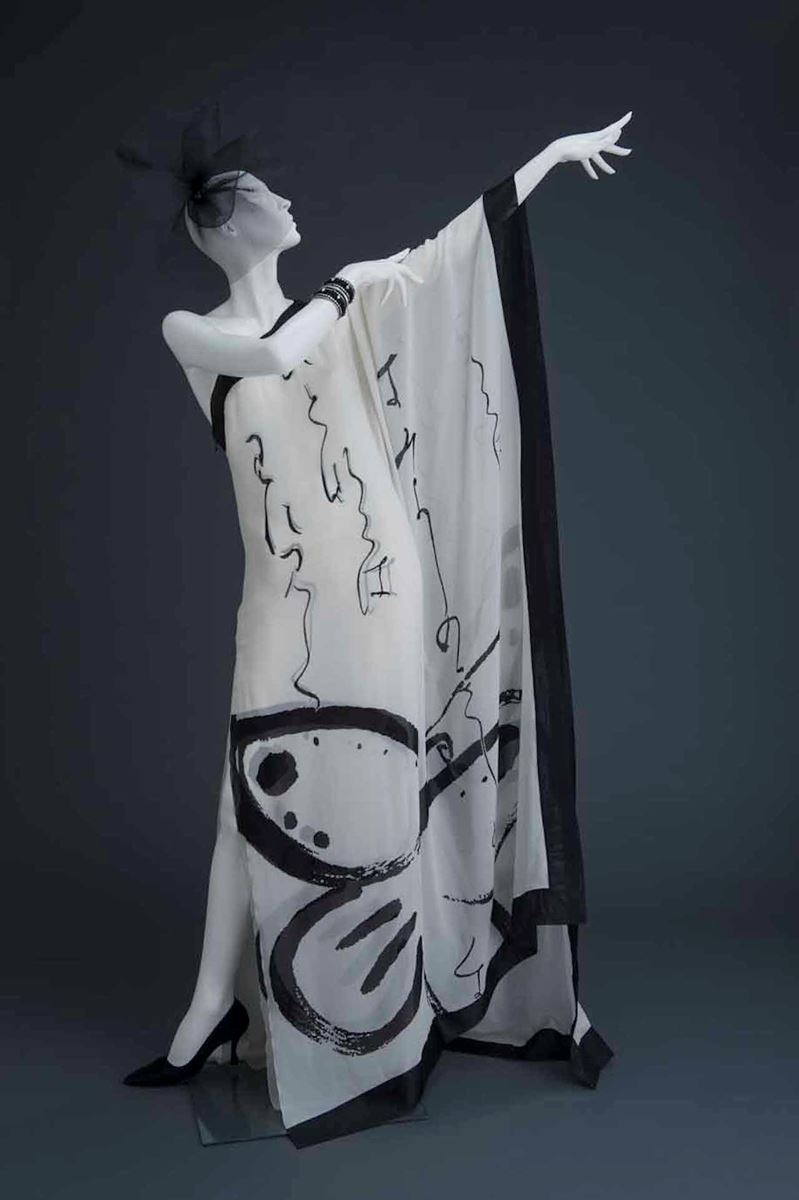 HANAE MORI Haute Couture Collection　撮影：伊奈英次、画像提供：島根県立石見美術館