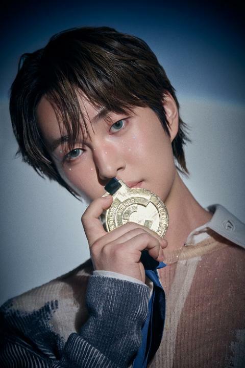 ONEW