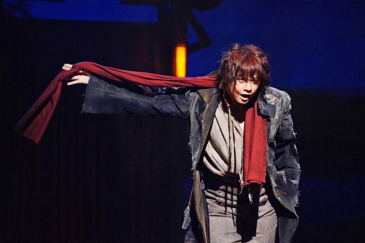 ミュージカル「笑う男」2022年に帝国劇場で上演、浦井健治・山口祐一郎が続投