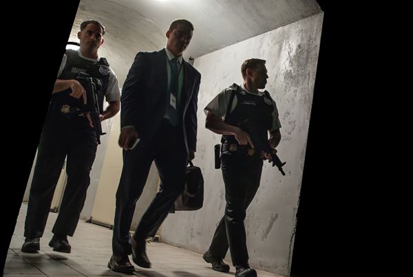 Netflix映画『ハウス・オブ・ダイナマイト』一部劇場にて  10月10日（金）より公開／Netflixにて10月24（金）より独占配信