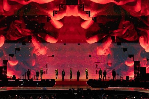 (C)2025 PLEDIS & HYBE. & CJ 4DPLEX Co., Ltd.