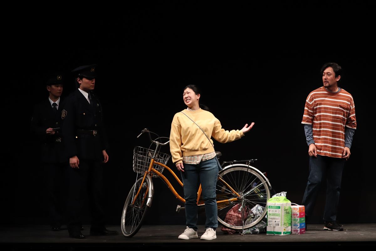 劇団民藝『やさしい猫』より