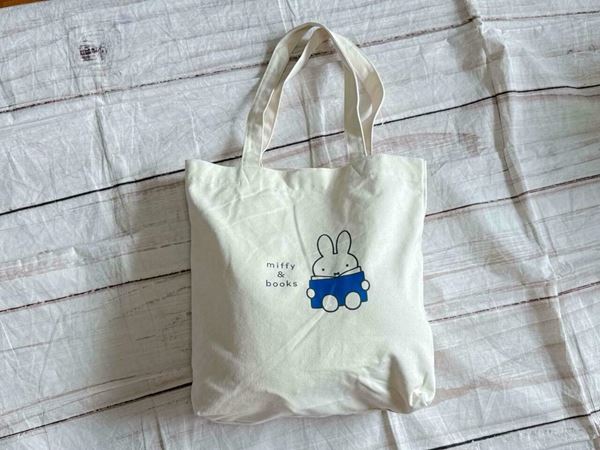紀伊國屋書店×ミッフィートートバッグ&マスコットキーチェーンセット