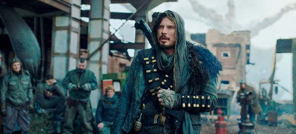 (C) LLC ≪KINOKOMPANIYA BOLSHOE KINO≫, 2020　(C) LLC ≪FRESH-FILM≫, 2020　(C) LLC ≪MARS MEDIA ENTERTAINMENT≫, 2020　(C) LLC ≪GPM KIT≫, 2020