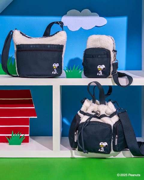 レスポートサック×スヌーピー」冬の激かわコラボ登場！ ポーチもバッグ