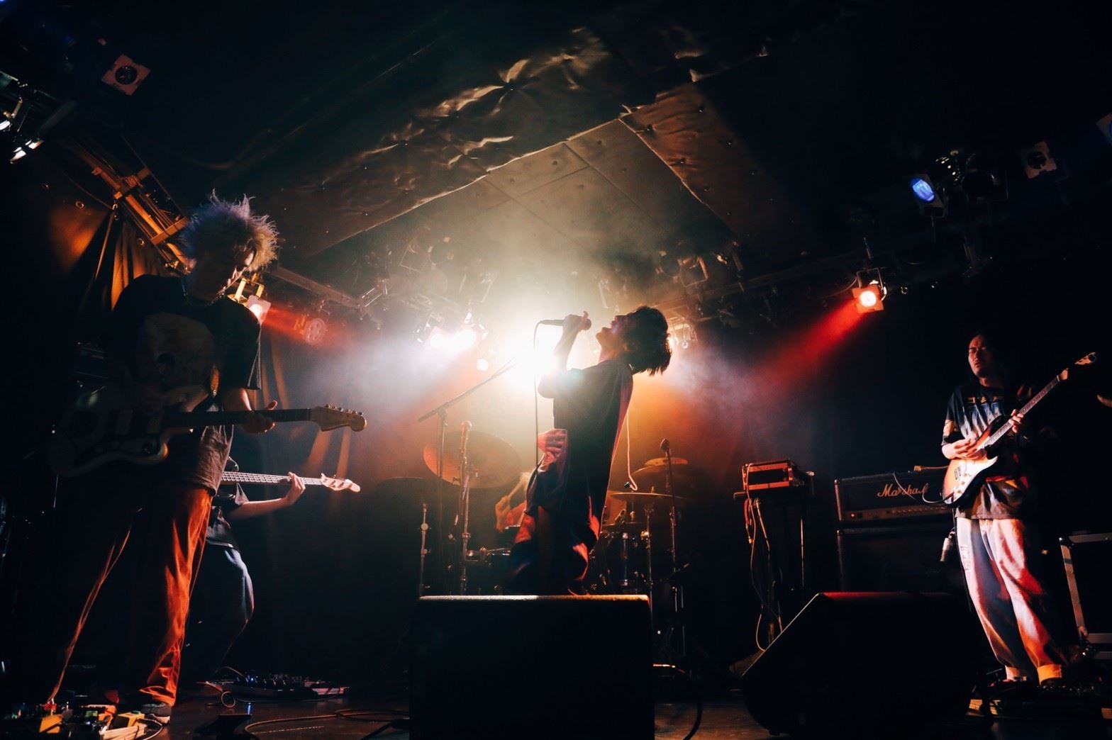 『SMASH × SONY MUSIC presents Yellow  Stage』Monthly Mu & New Caledonia（「Monthly Mu」 Photo：fukumaru