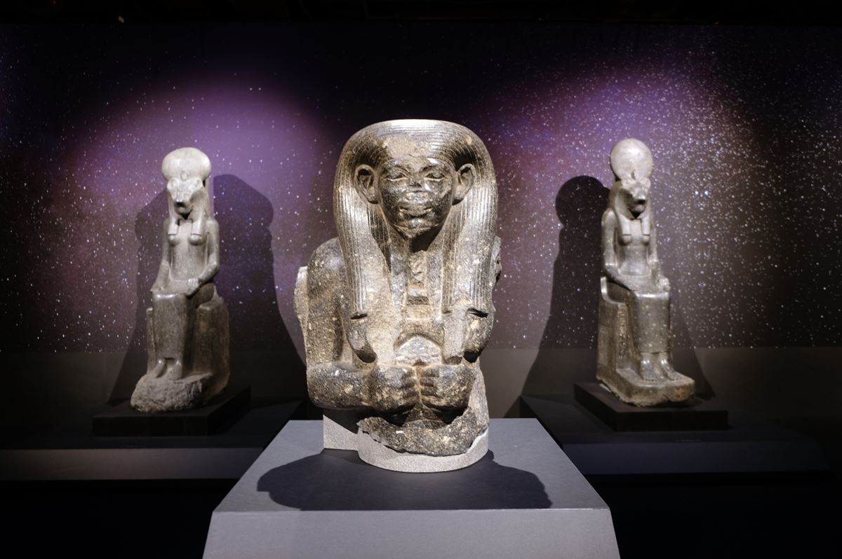 荒牧慶彦とquizknock 2種類の音声ガイドも楽しい 古代エジプト展 天地創造の神話 展をレポート ぴあエンタメ情報