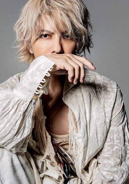 HYDE、京都・平安神宮でのスペシャルコンサートをライブ・ビュー