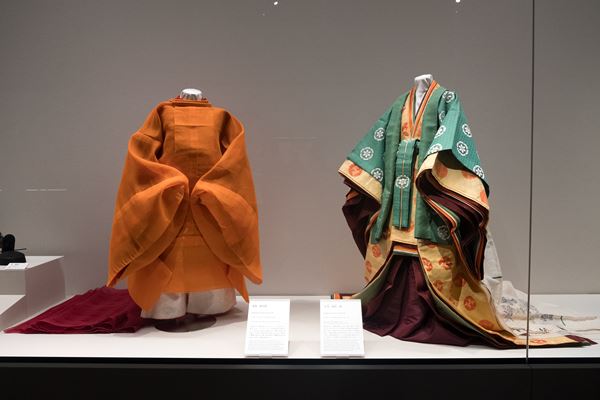秘蔵浮世絵大観全12巻＋別1巻」ほか美術全集など多数買取りさせ