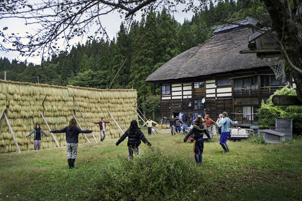 (C)ポレポレタイムス社