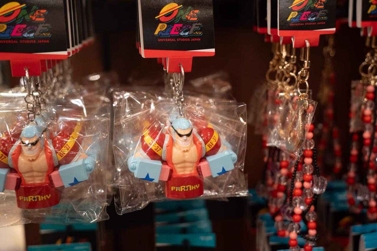 USJ】毎年恒例『ONE PIECE』開催中！ファッショングッズを身に着けて