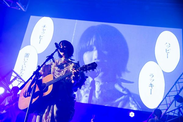 [初回限定盤レコード] Chara / Baby Bump Amazon.co.jp: Baby Bump(初回限定盤): ミュージック