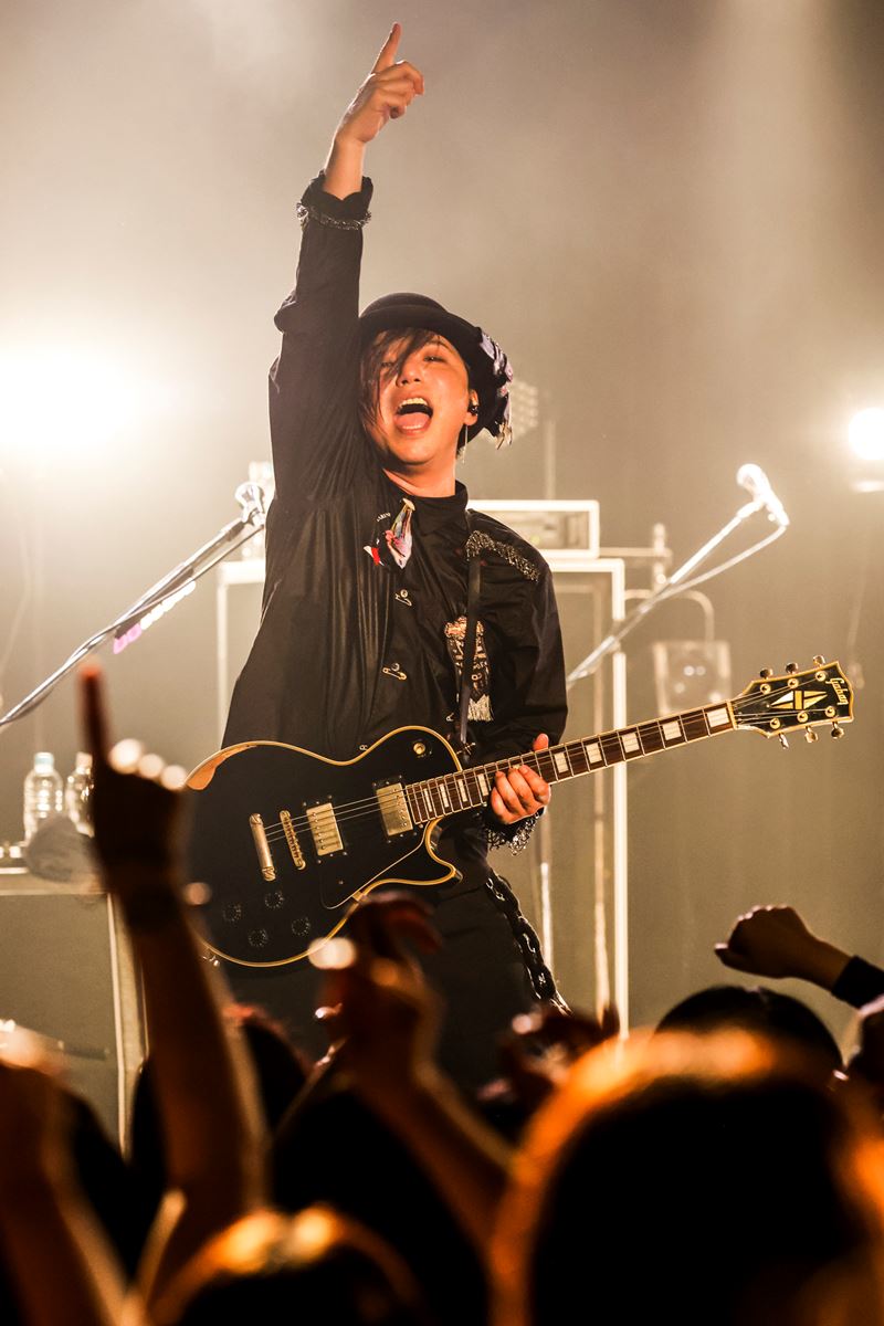 PINK DISTORTION Waive帯付き杉本善徳 Waive、リーダー杉本善徳が解散に至る経緯と自身の体調問題