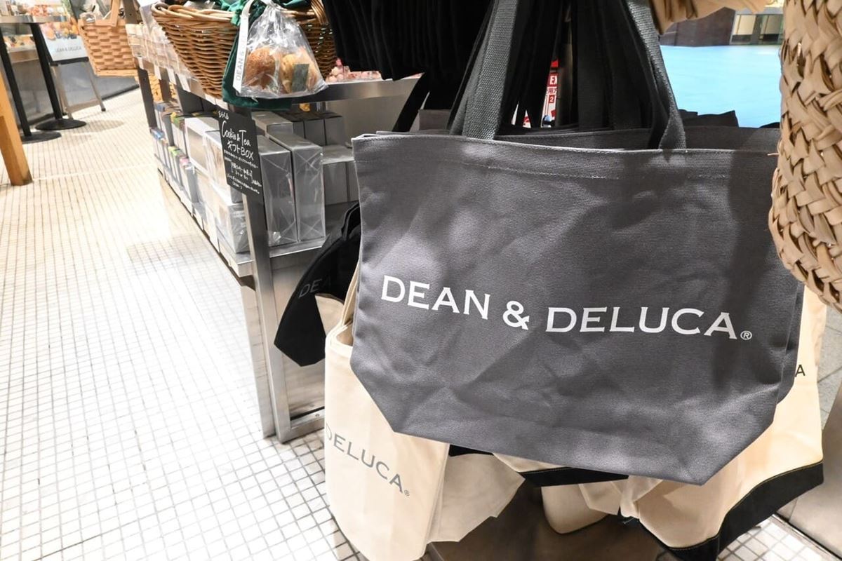 DEAN & DELUCA、おしゃれで使えるエコバッグに新色登場！ たため