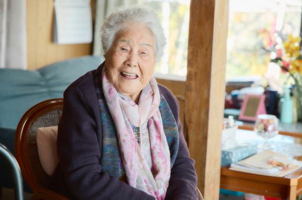 (C)ユーラシアビジョン