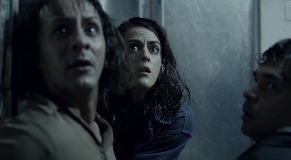 (C) BY RT FEATURES, 2017