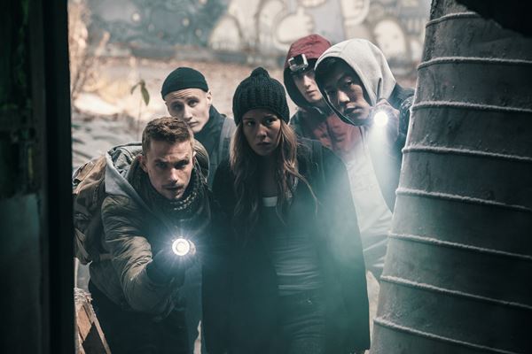 (C)Art Pictures Studio