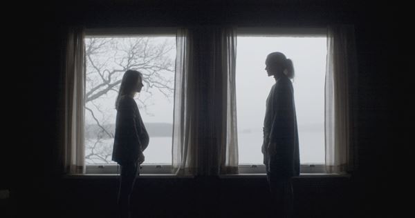 (C)2016 Profile Pictures ApS