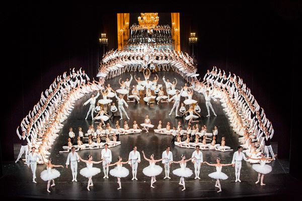 (C) Paris Opera Ballet