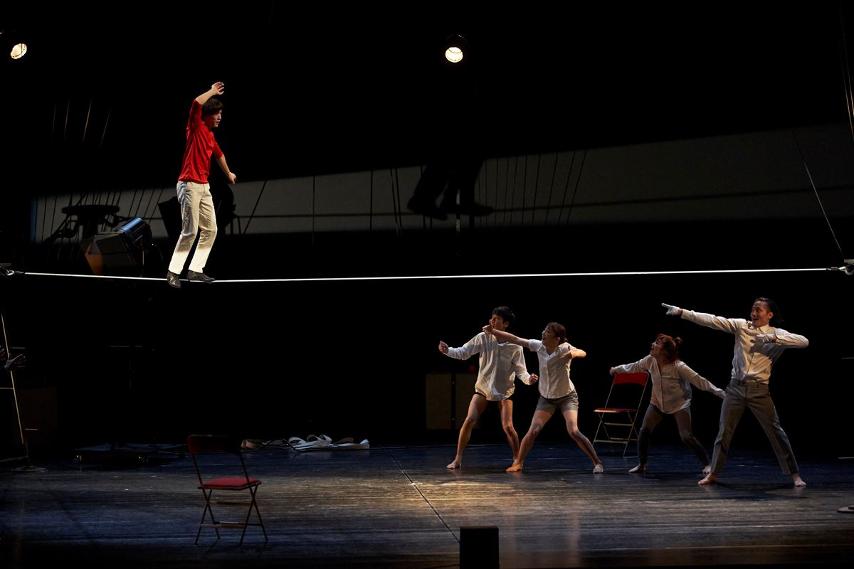 過去公演舞台写真01『フィアース5』(2021) 撮影：片岡陽太