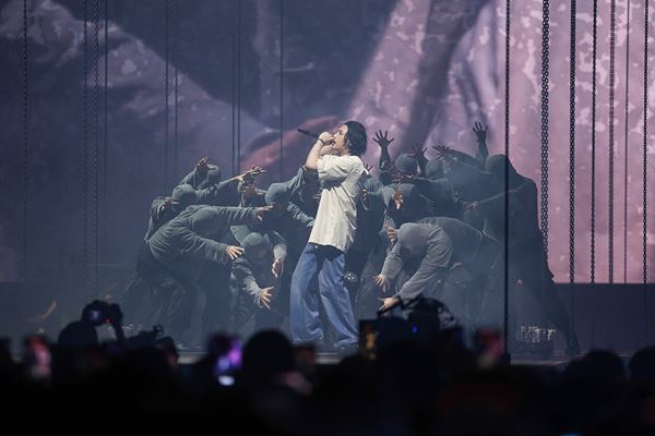 (C)BIGHIT MUSIC & HYBE. All Rights Reserved.