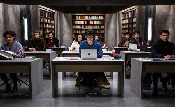 (C)（2019）TRESOR FILMS - FRANCE 2 CINEMA - MARS FILMS - WILD BUNCH - LES PRODUCTIONS DU TRESOR - ARTEMIS