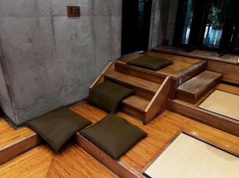 注釈付き指定席