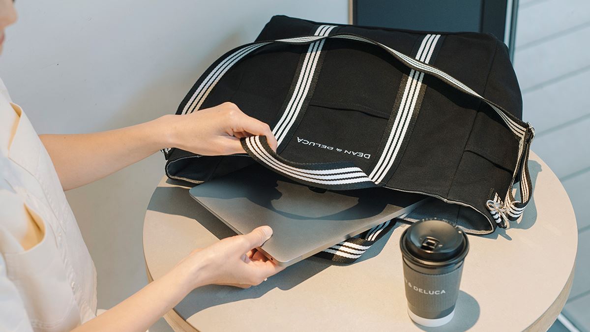 DEAN & DELUCA】おしゃれで実用的！リバーシブル仕様で使いやすい