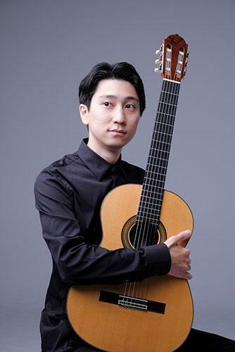 徳永真一郎　(C)Tohru Yuasa