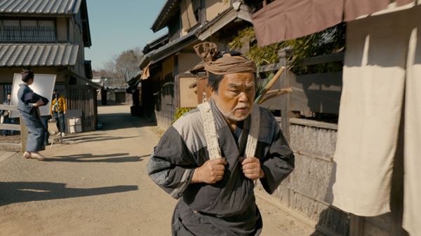 (C)2019 吉本興業株式会社