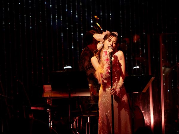 池田エライザ・ELAIZA／失楽園(DELUXE version)初回限定盤 池田エライザ・ELAIZA／失楽園(DELUXE version)初回限定盤 CD - 邦楽