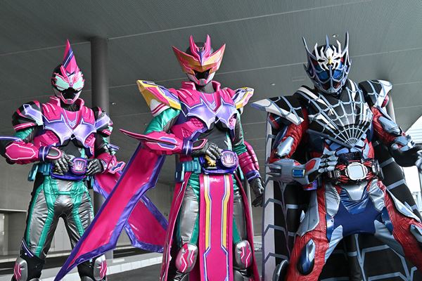 (C)2023 石森プロ・ADK EM・バンダイ・東映ビデオ・東映 (C)2021 石森プロ・テレビ朝日・ADK EM・東映